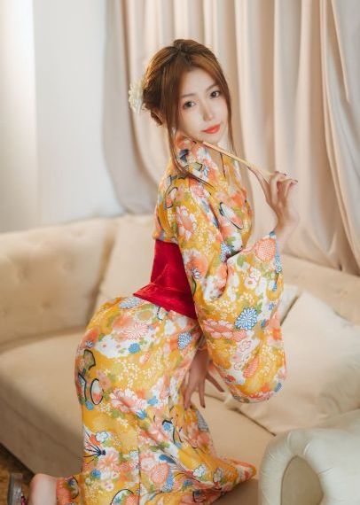 厨房掀起老师裙子挺进去视频_4K在线播放观看